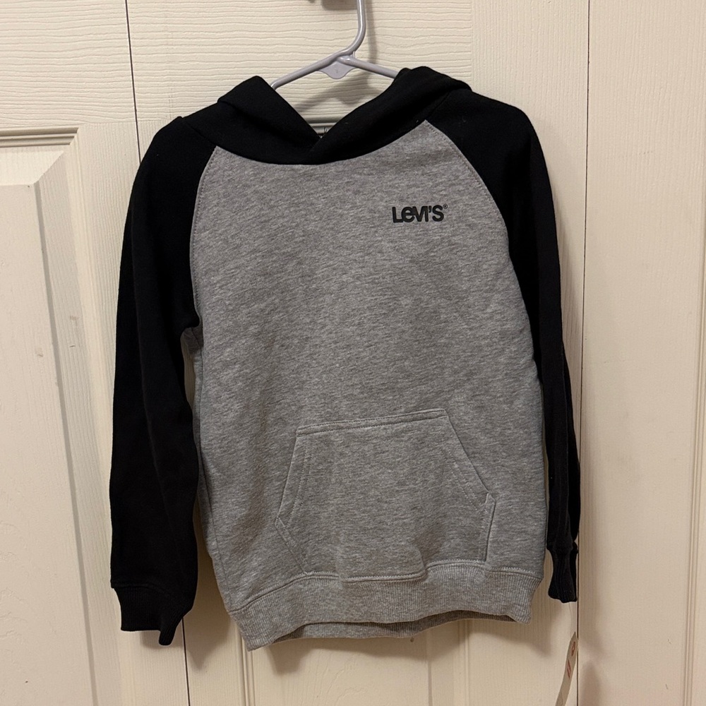 NWT Levi's toddler boys Black and Gray Hoodie size 4T
